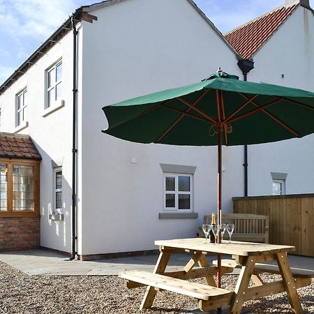 Park Farm Cottage Folkton Extérieur photo
